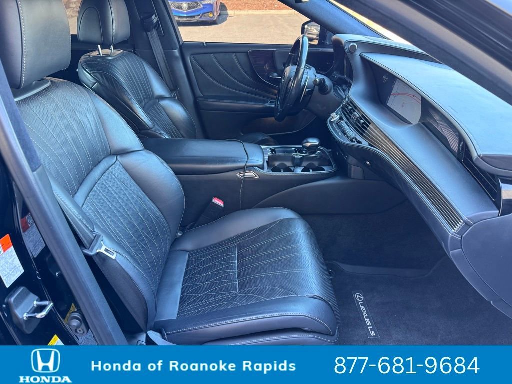 Used 2018 Lexus LS 500 AWD w/ Luxury Package image 16