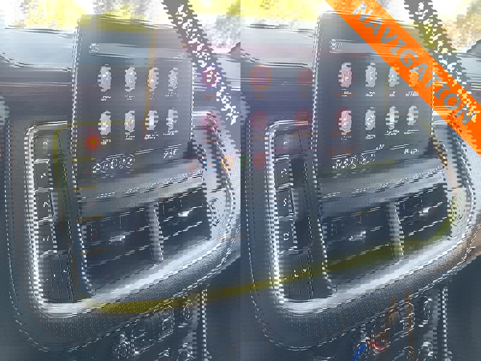 Used 2021 Chevrolet Tahoe Premier w/ Premium Package image 22