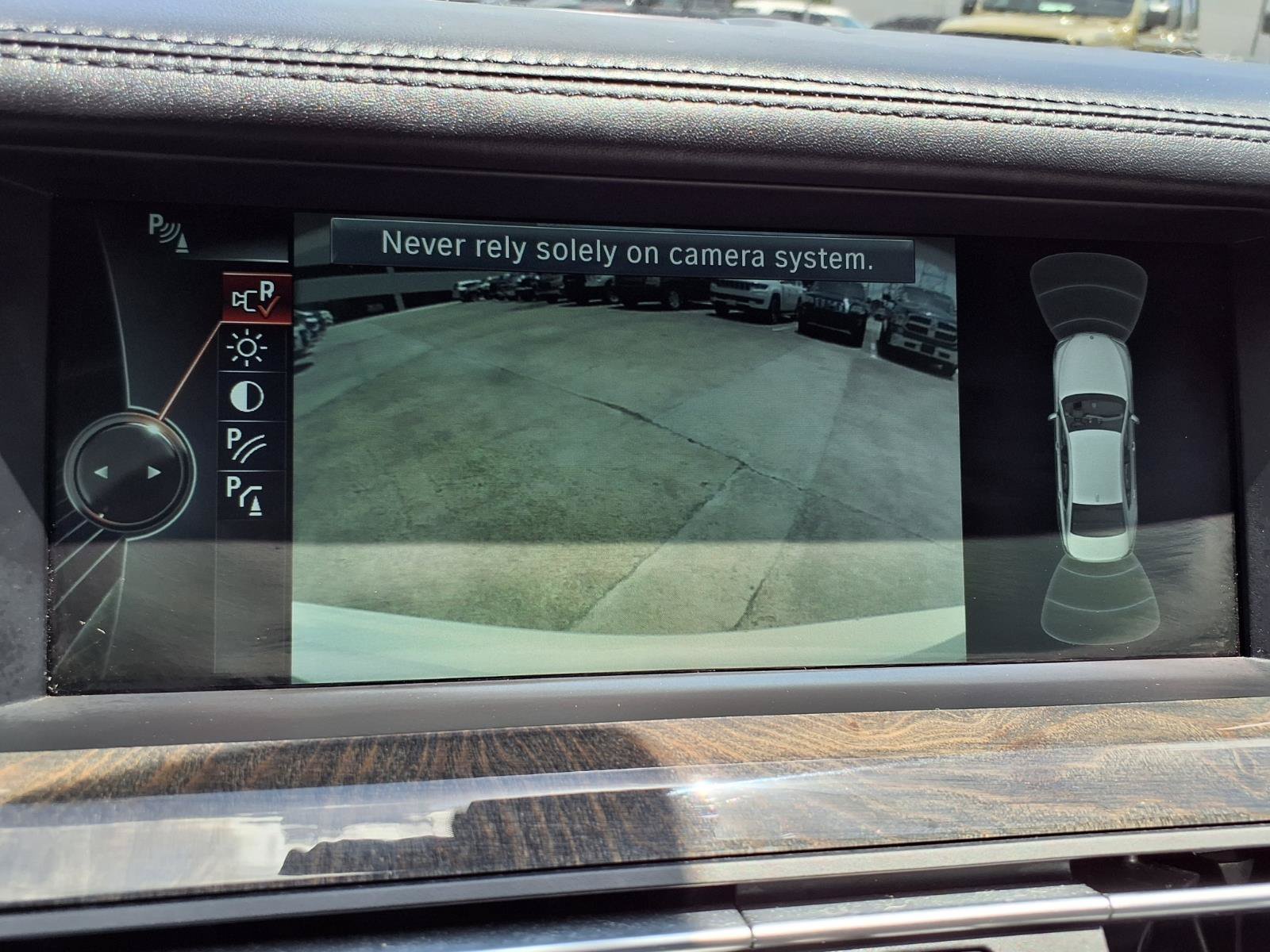 Used 2014 BMW 750Li RWD image 5