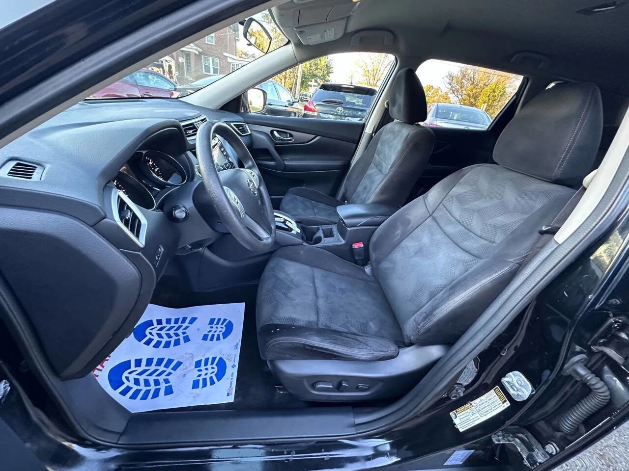 Used 2014 Nissan Rogue SV image 10