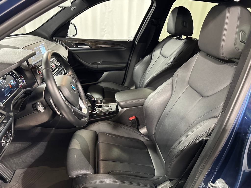 Used 2018 BMW X3 xDrive30i image 3