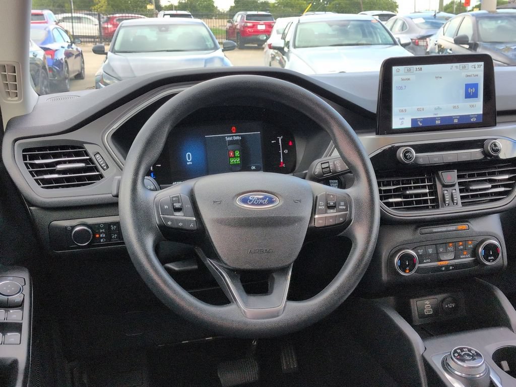 Used 2025 Ford Escape Active AWD/4WD image 22