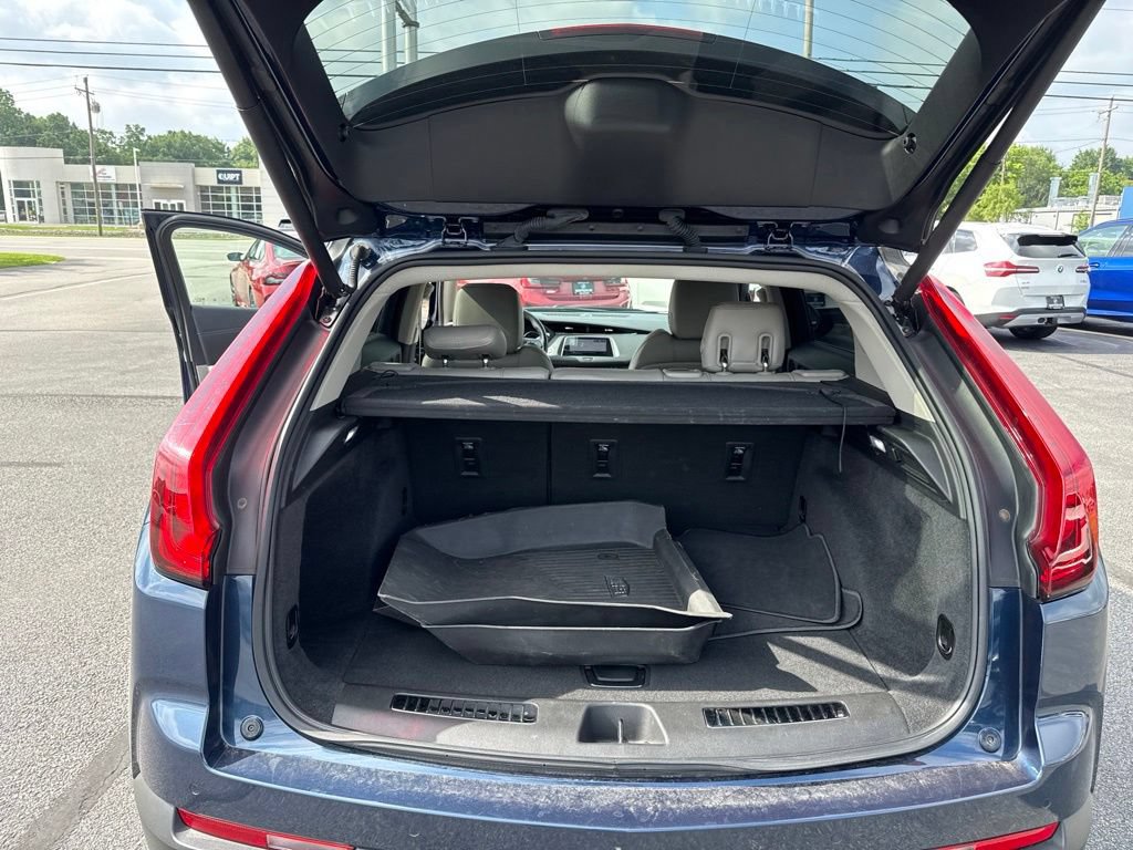 Used 2019 Cadillac XT4 Premium Luxury w/ Cold Weather Package AWD/4WD image 19