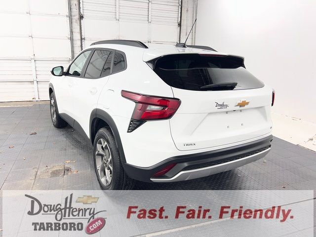 Used 2025 Chevrolet Trax LT image 6