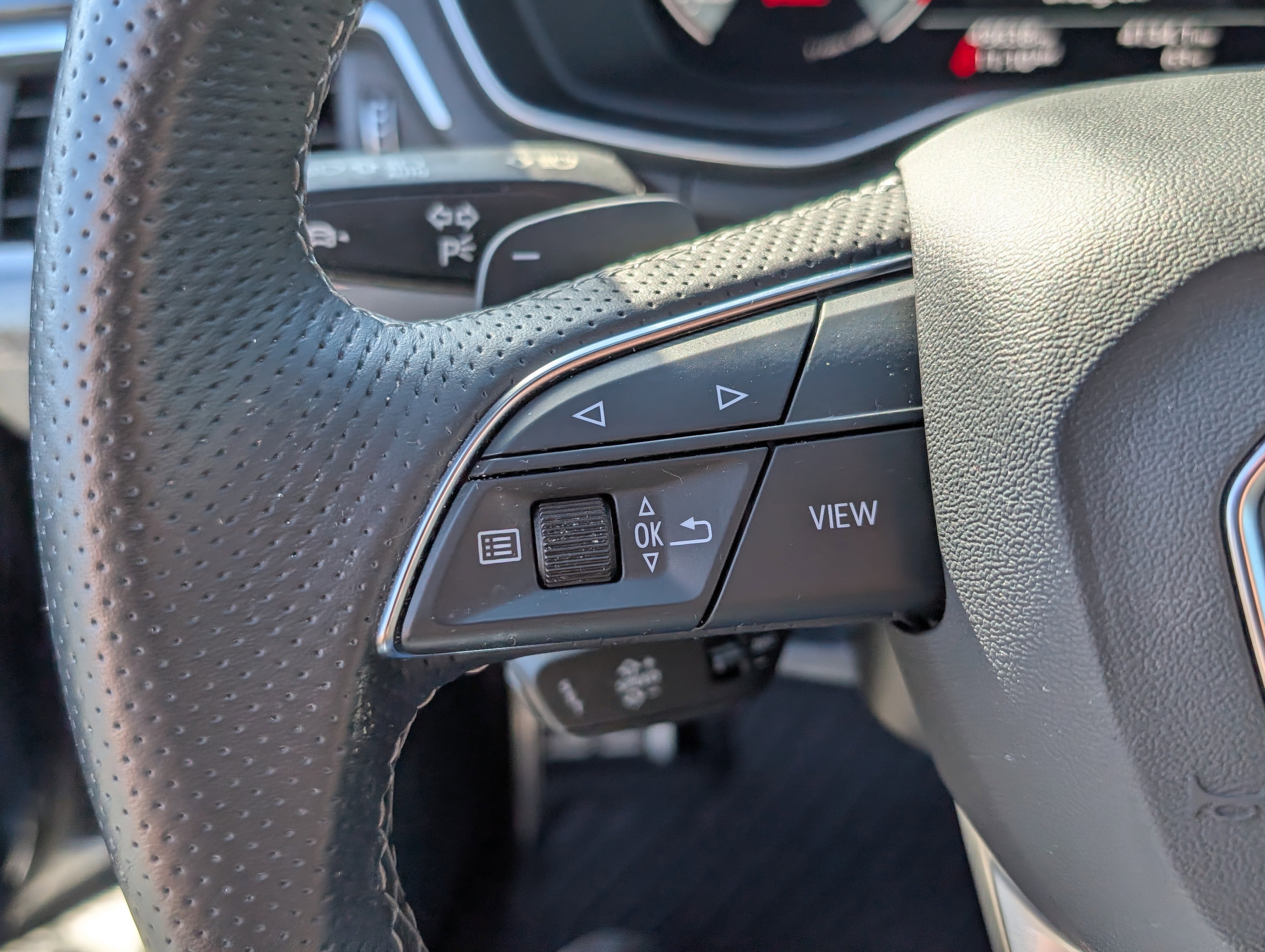 Used 2022 Audi S4 Premium Plus w/ Premium Plus Package image 24