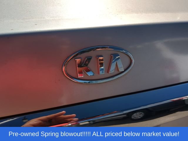 Used 2005 Kia Amanti FWD image 11