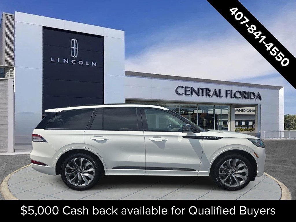 New 2026 Lincoln Aviator 2WD image 2