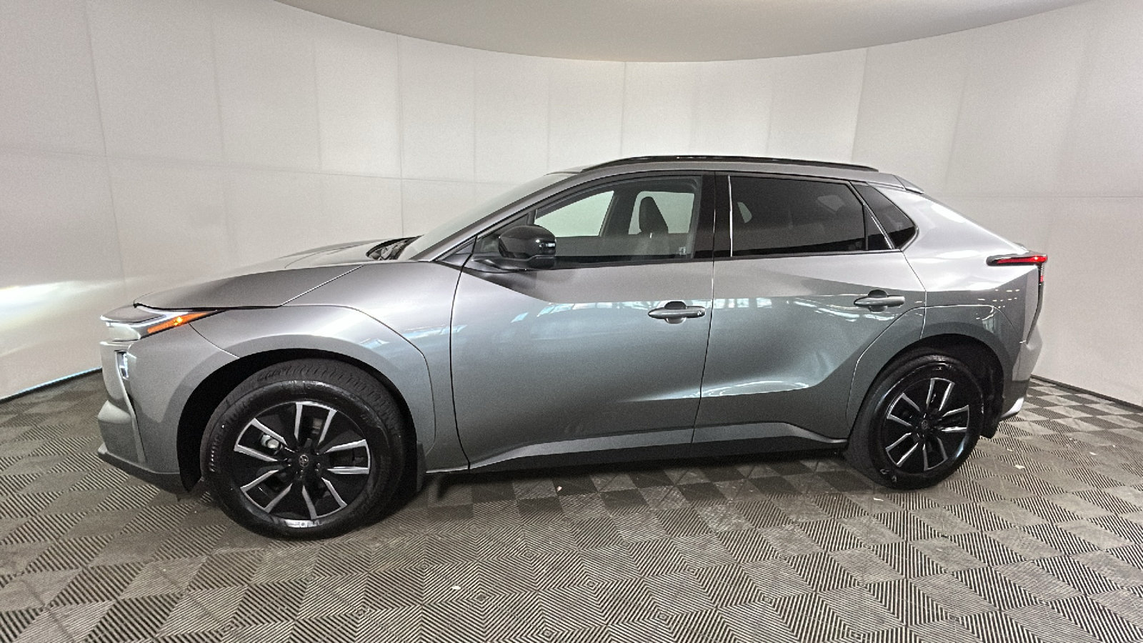 Used 2026 Toyota bZ FWD image 7