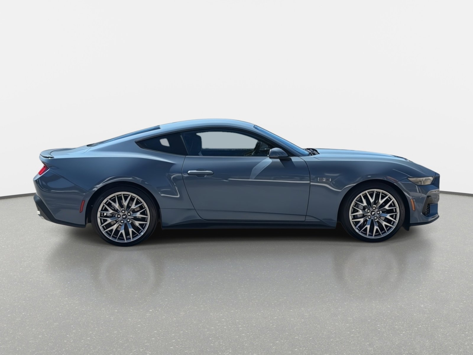 Used 2025 Ford Mustang GT Premium image 2