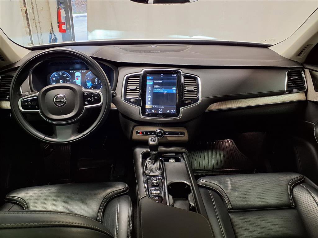 Used 2021 Volvo XC90 T6 Inscription w/ Climate Package image 11
