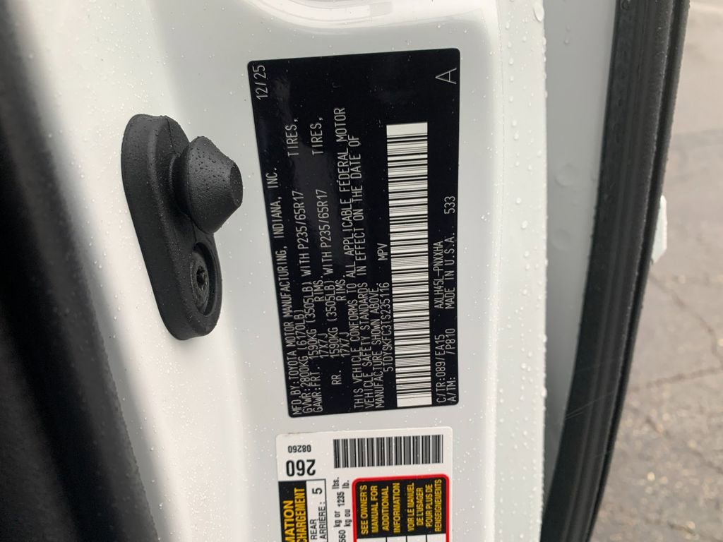 New 2026 Toyota Sienna XLE image 33