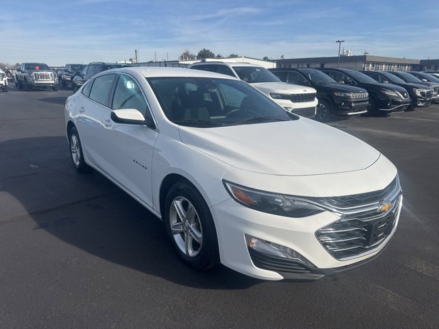 Used 2023 Chevrolet Malibu LT w/ Driver Confidence Package image 1