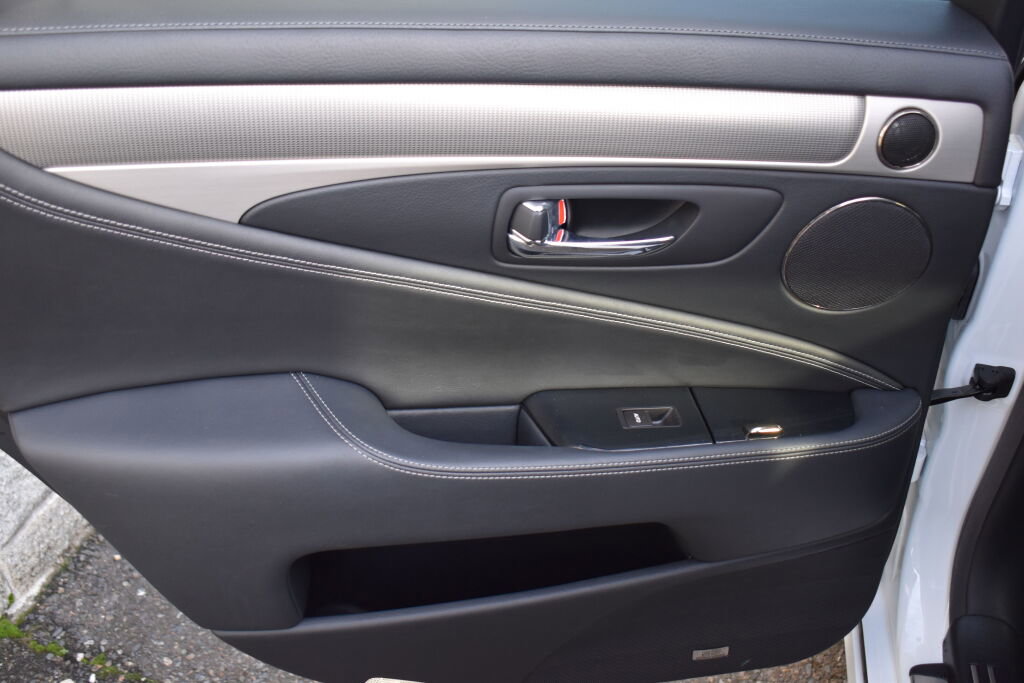 Used 2014 Lexus LS 460 AWD image 20