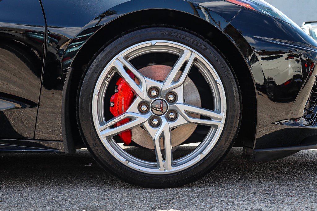 Used 2024 Chevrolet Corvette Stingray Coupe w/ Z51 Performance Package RWD image 11
