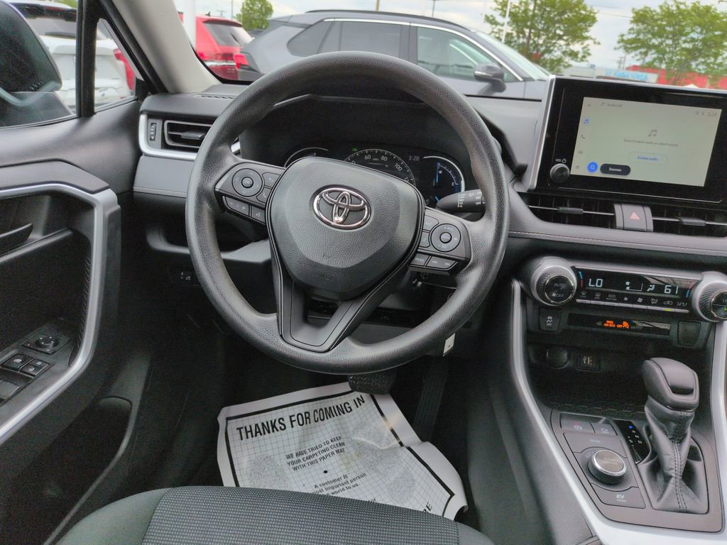 Used 2024 Toyota RAV4 LE AWD/4WD image 13