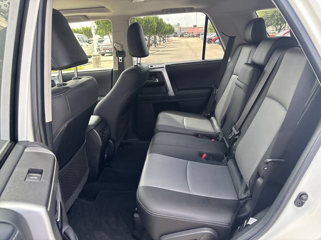 Used 2021 Toyota 4Runner SR5 Premium w/ Moonroof Package RWD image 11