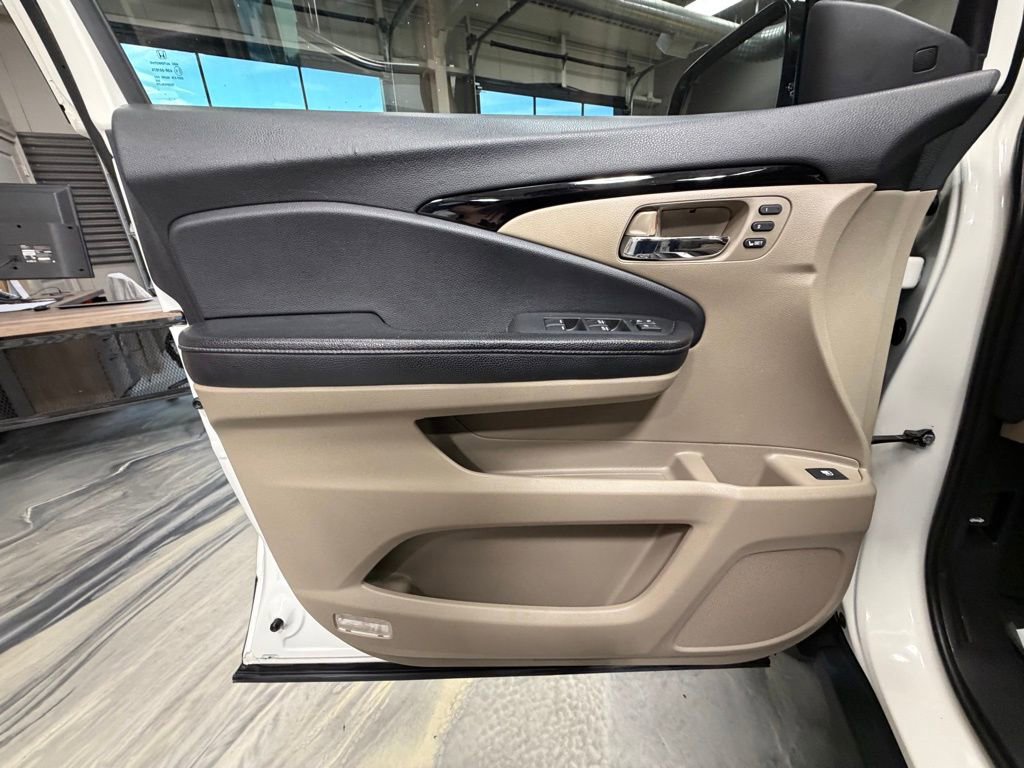 Used 2019 Honda Ridgeline RTL-E image 55