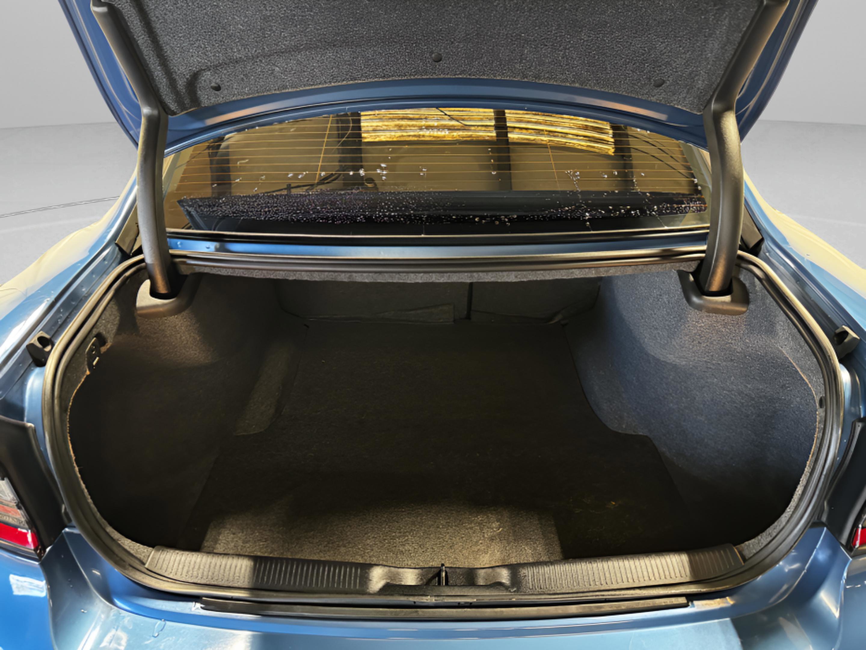 Used 2022 Dodge Charger SXT w/ Driver Convenience Group image 39