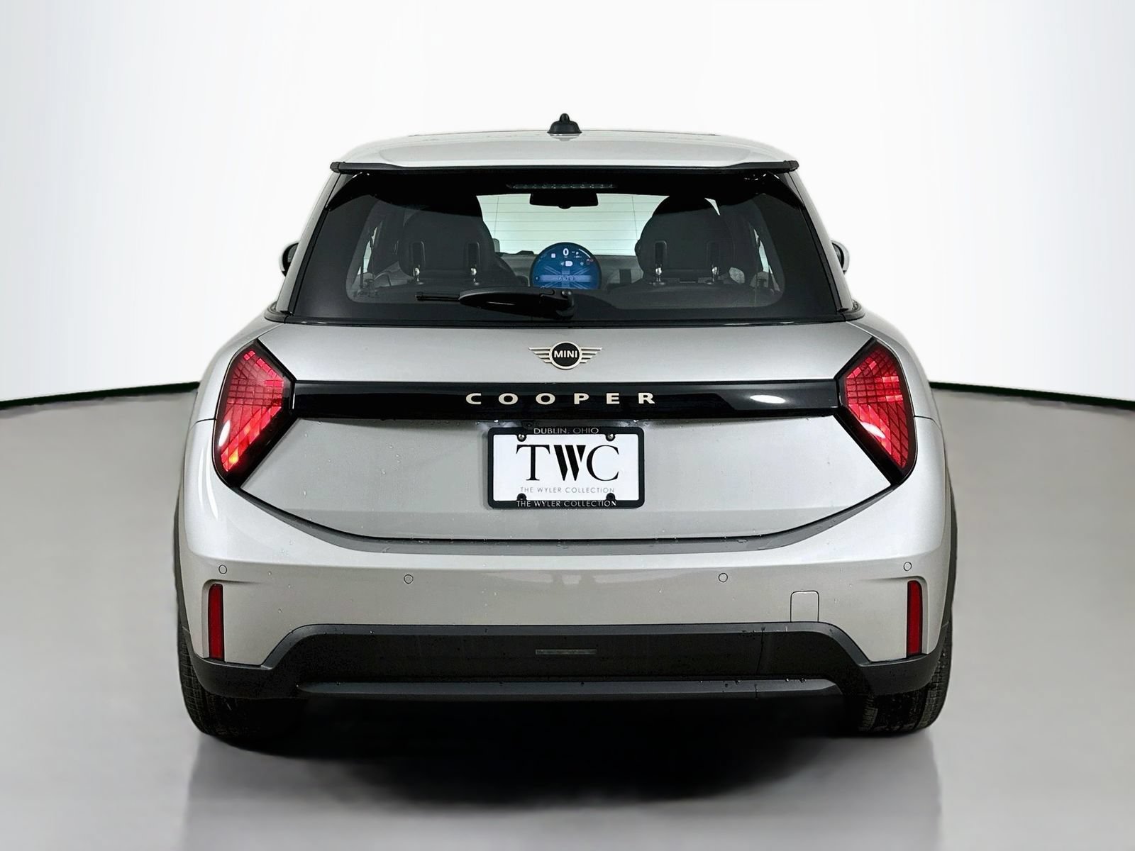 New 2026 MINI Cooper 2-Door Hardtop FWD image 6