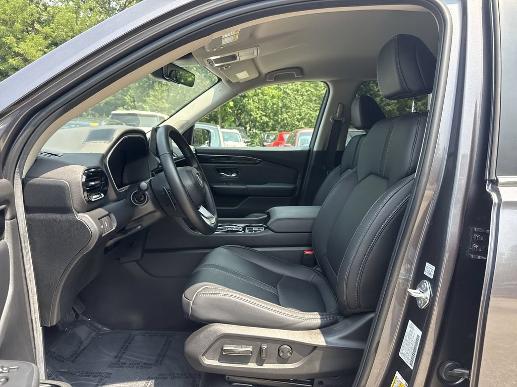 Certified 2025 Honda Pilot EX-L image 12