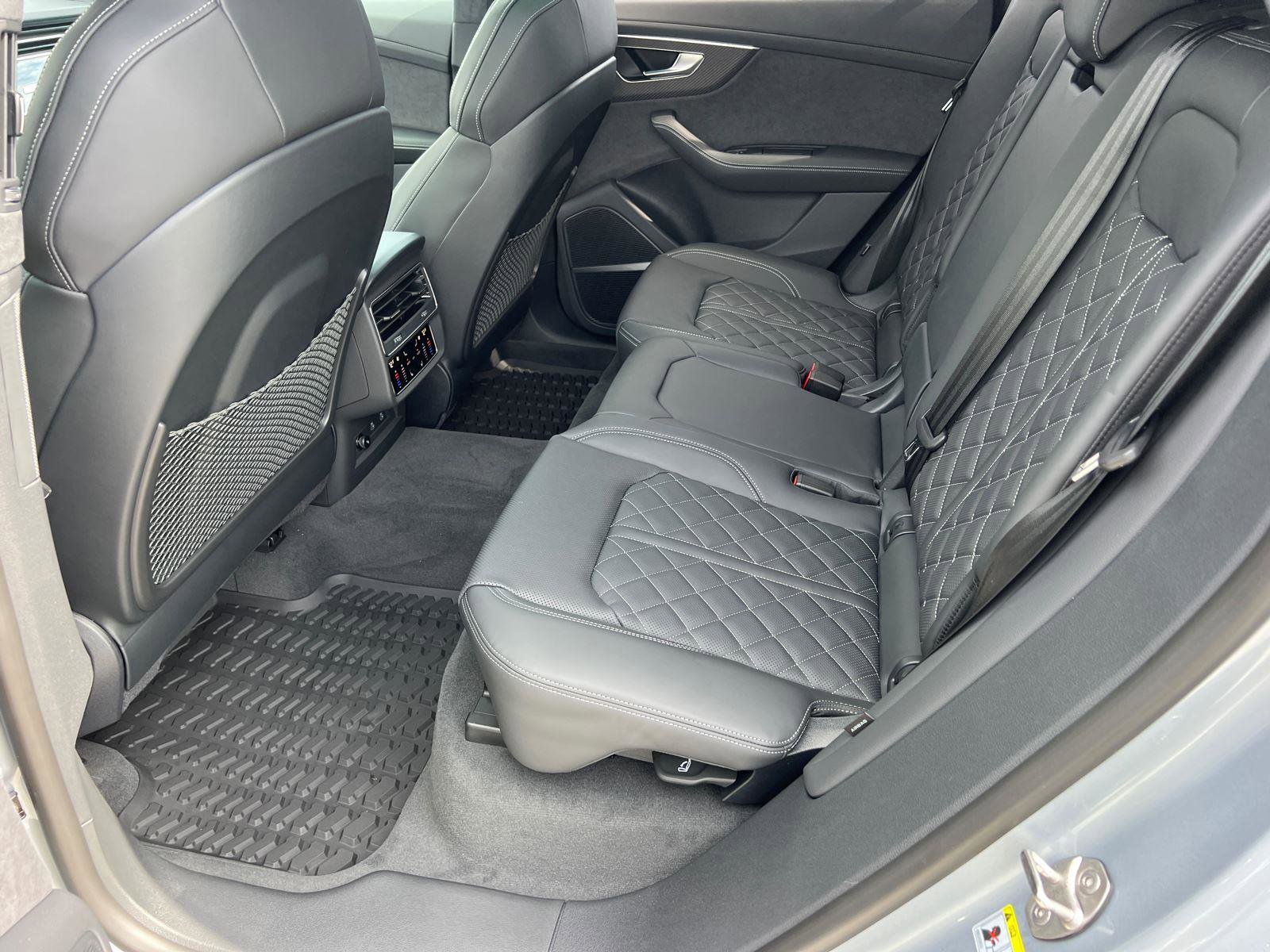 New 2025 Audi SQ8 Prestige image 14