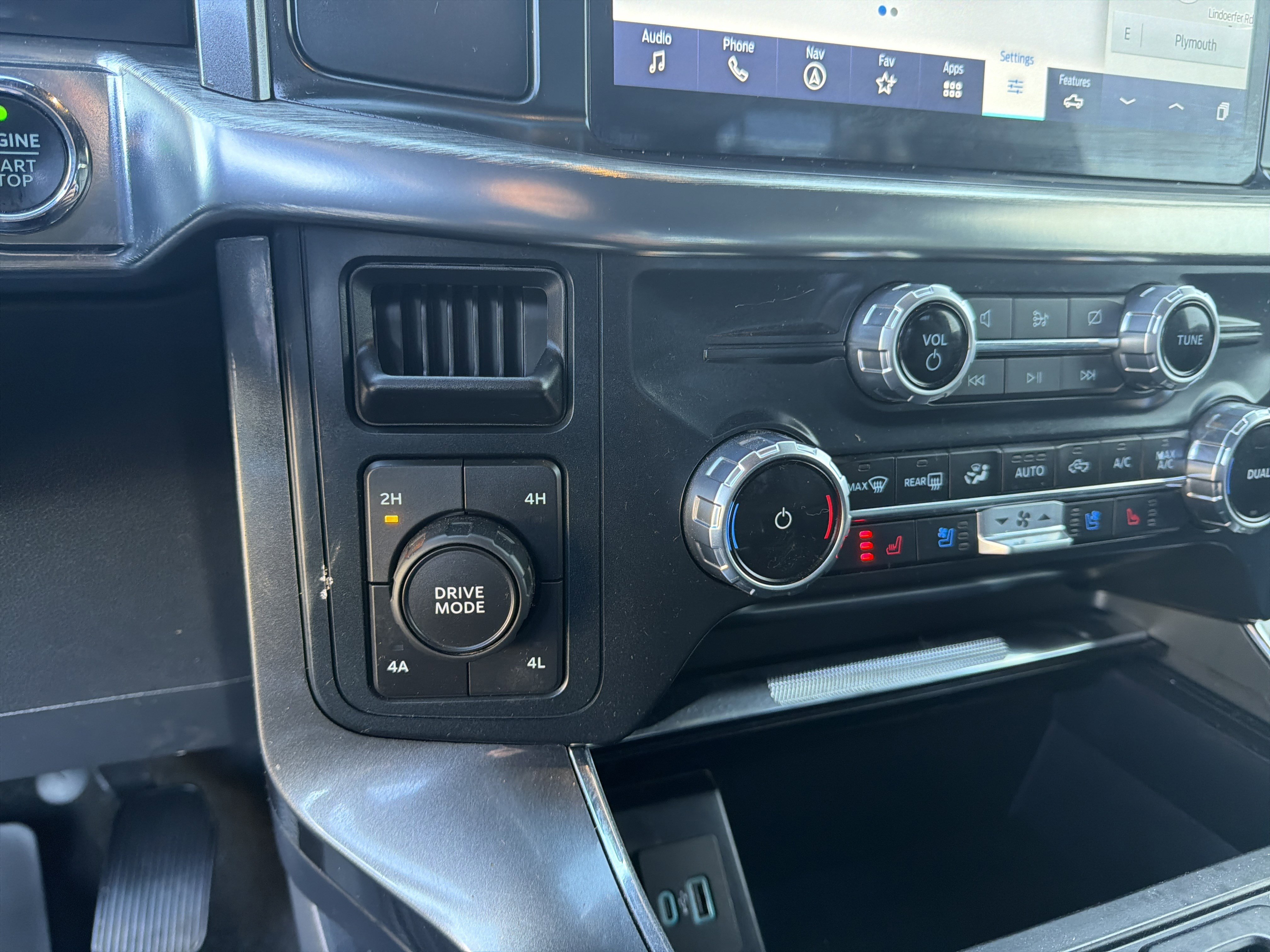 Certified 2023 Ford F150 Lariat image 43