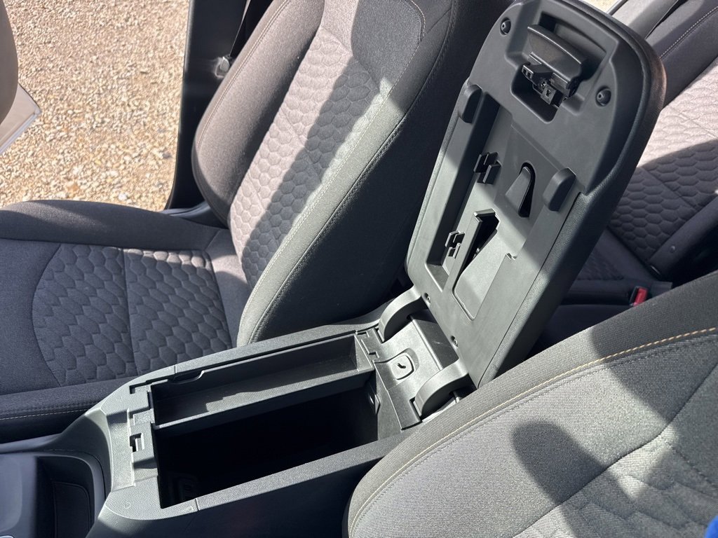 Used 2021 Chevrolet Equinox LT image 18