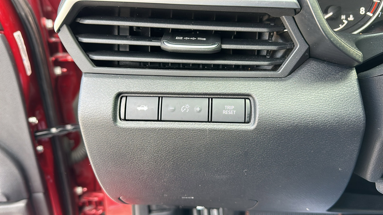 Certified 2020 Nissan Altima 2.5 SR w/ Premium Package image 16