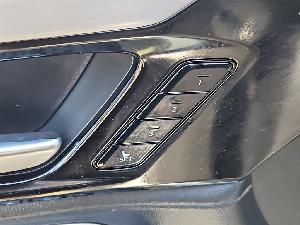 Used 2024 Acura MDX SH-AWD image 19