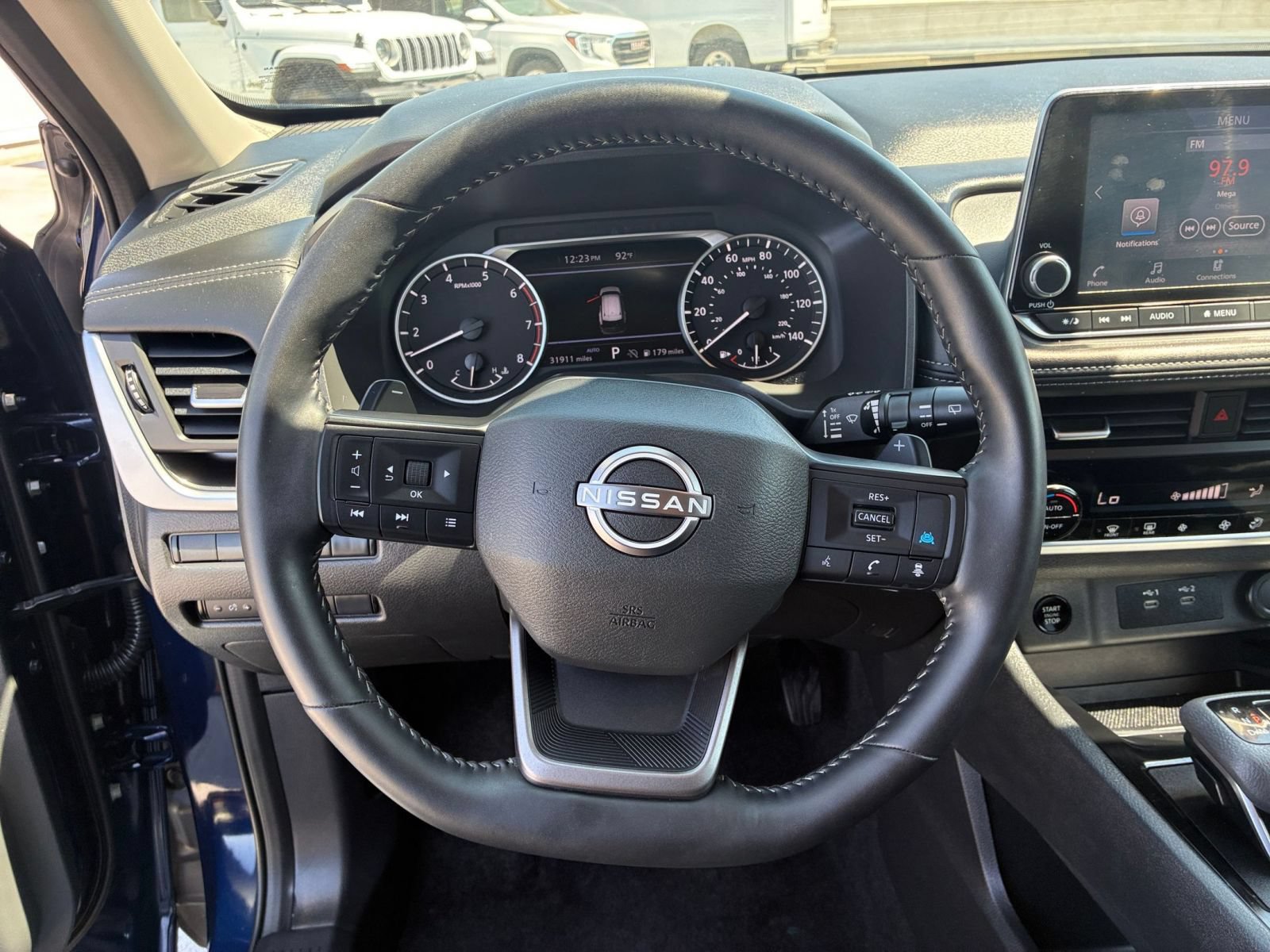 Used 2026 Nissan Rogue SV AWD/4WD image 29