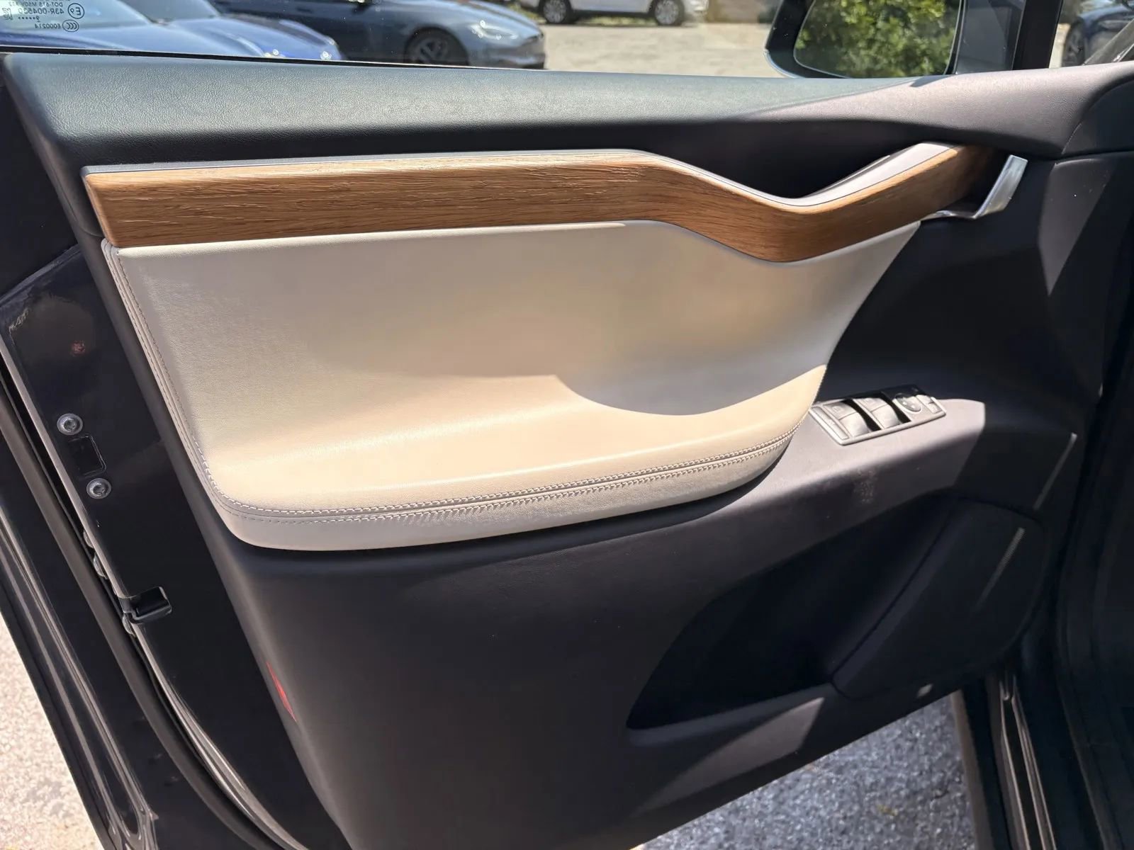 Used 2019 Tesla Model X Long Range AWD/4WD image 12