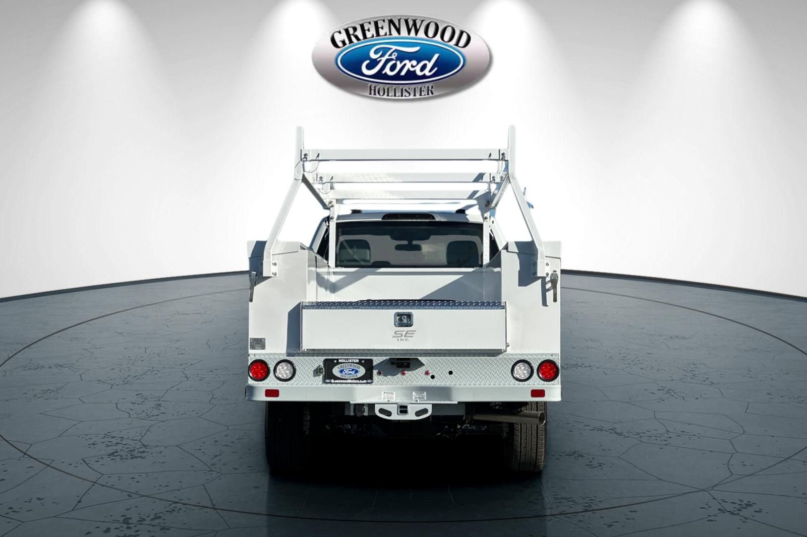 New 2026 Ford F350 XL w/ XL Chrome Package image 5