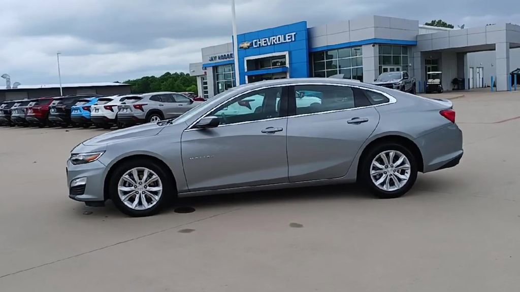 Used 2024 Chevrolet Malibu LT FWD image 7