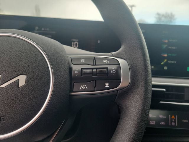 New 2026 Kia K5 LXS FWD image 16