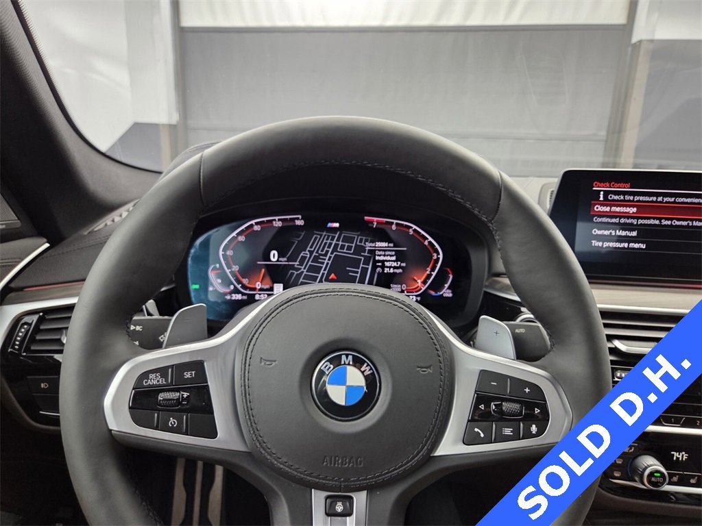 Used 2020 BMW 540i xDrive w/ Executive Package image 34