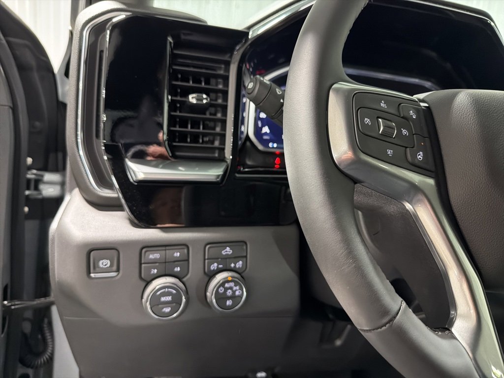 New 2026 Chevrolet Silverado 1500 LT Trail Boss w/ Dark Appearance Package image 33