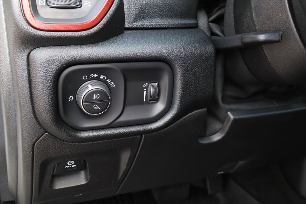 Used 2022 RAM 1500 Rebel image 12