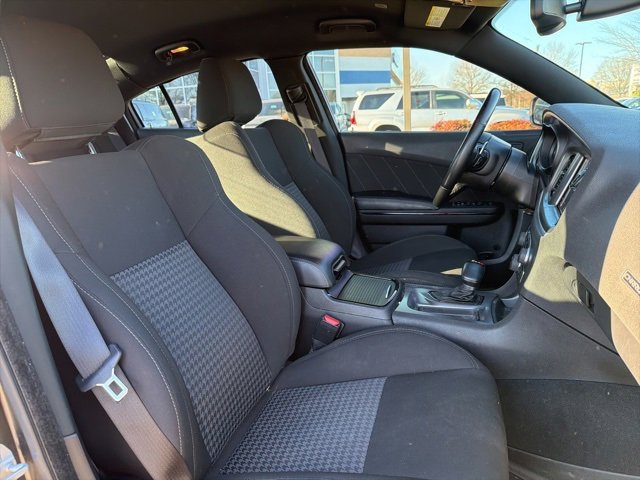 Used 2021 Dodge Charger GT w/ Blacktop Package image 32