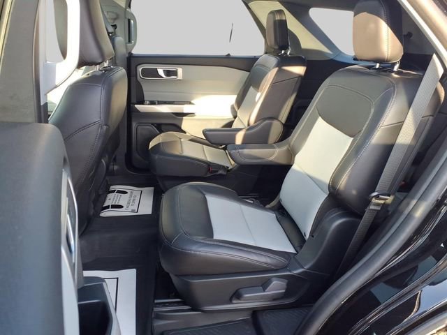 Used 2023 Ford Explorer XLT w/ Equipment Group 202A image 16