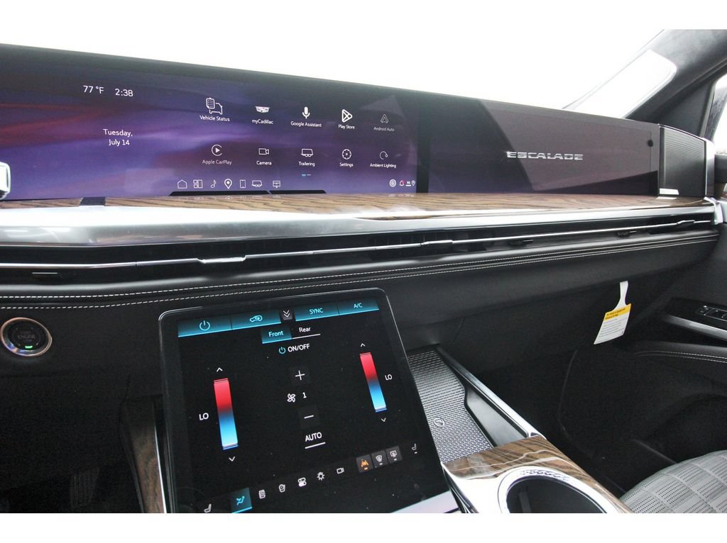 New 2026 Cadillac Escalade Platinum Sport w/ LPO, ONYX Package AWD/4WD image 17