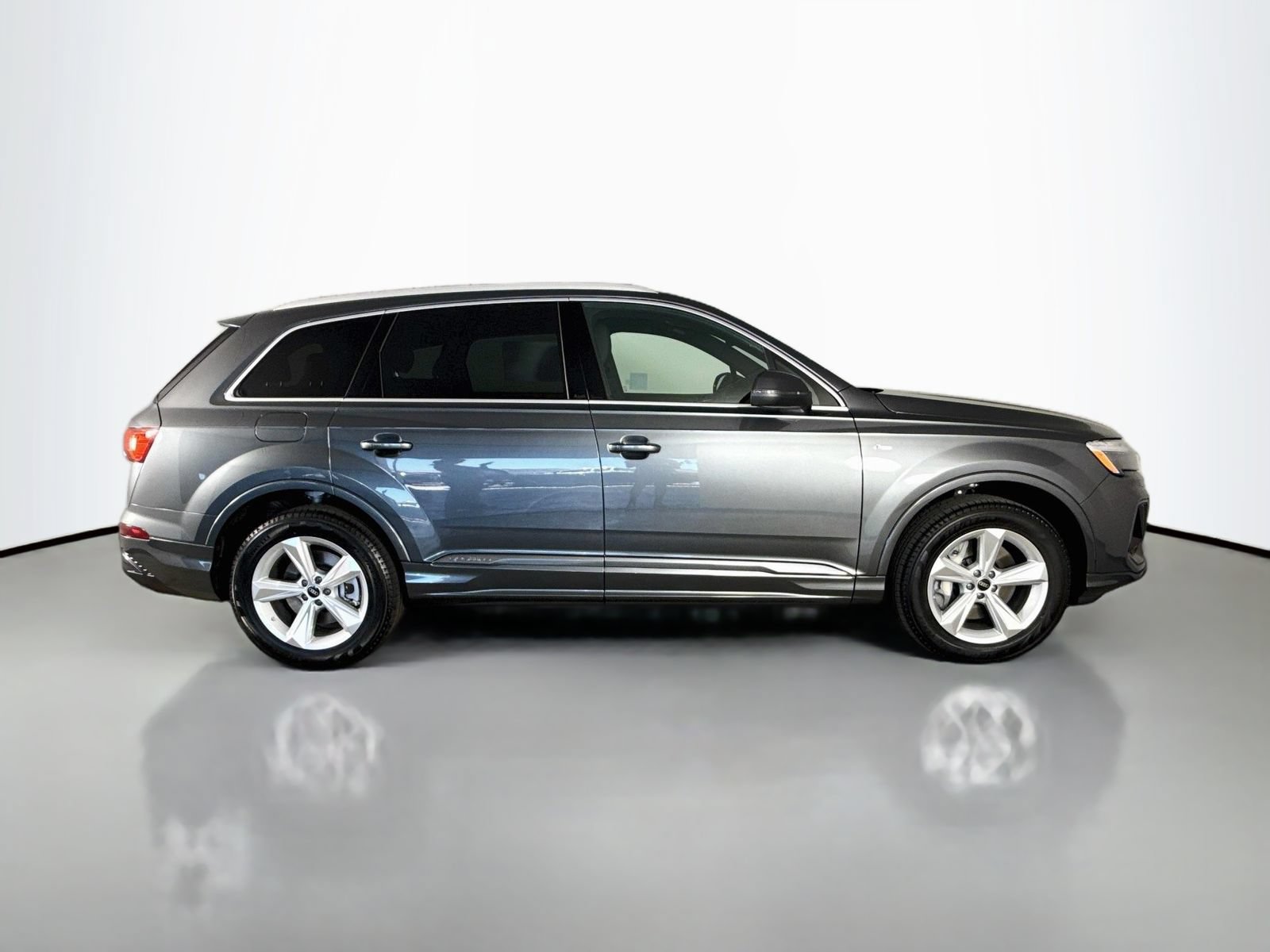 New 2026 Audi Q7 3.0T Premium AWD/4WD image 8