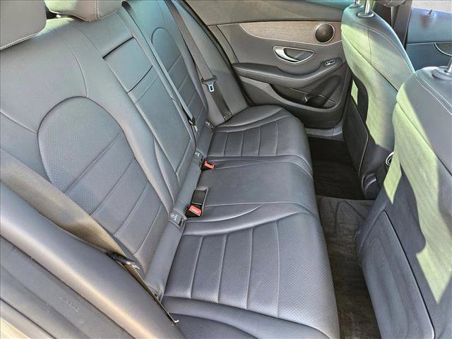 Used 2019 Mercedes-Benz C 300 4MATIC Sedan image 17