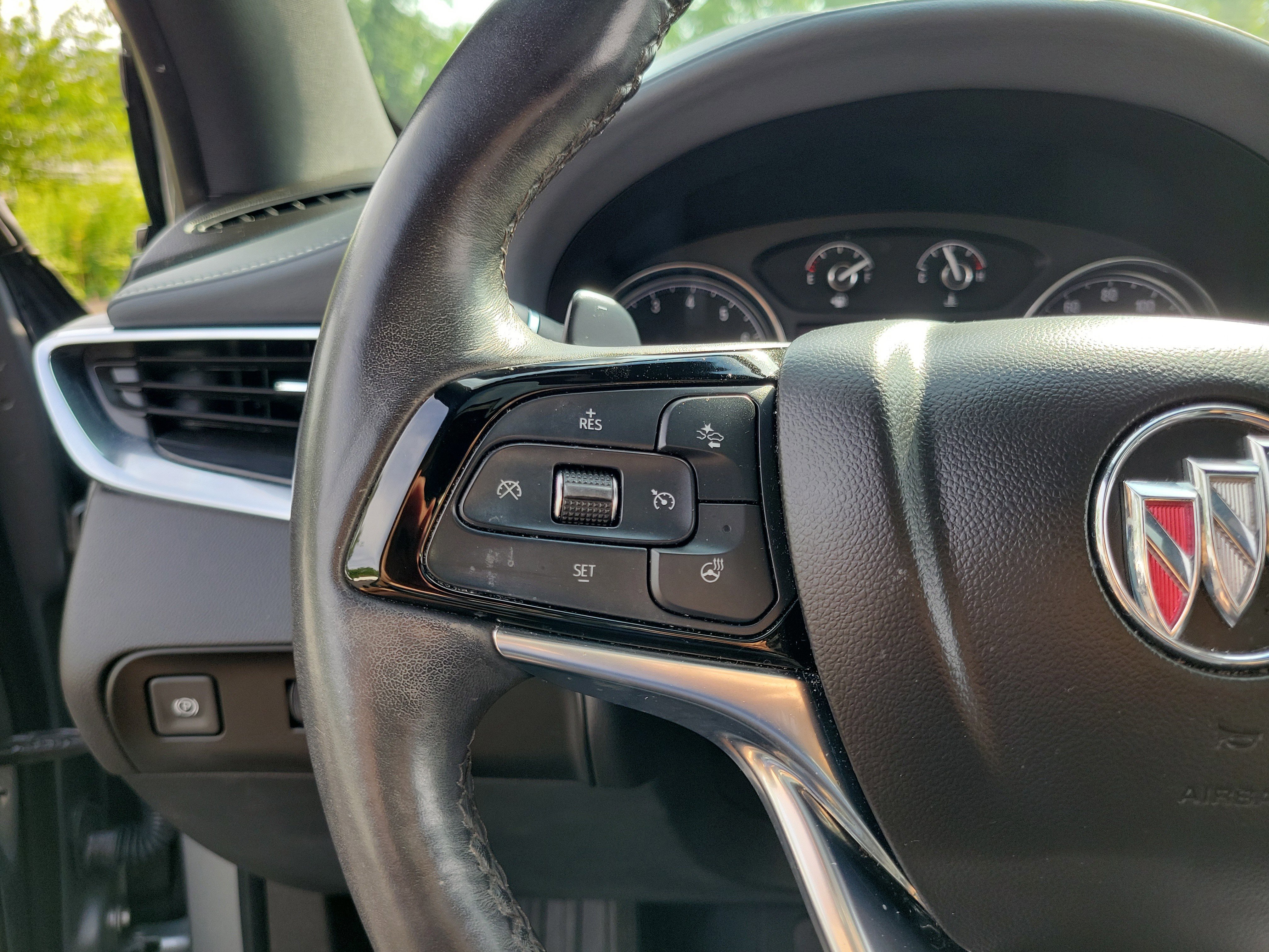 Used 2023 Buick Enclave Essence w/ Experience Buick Package image 22