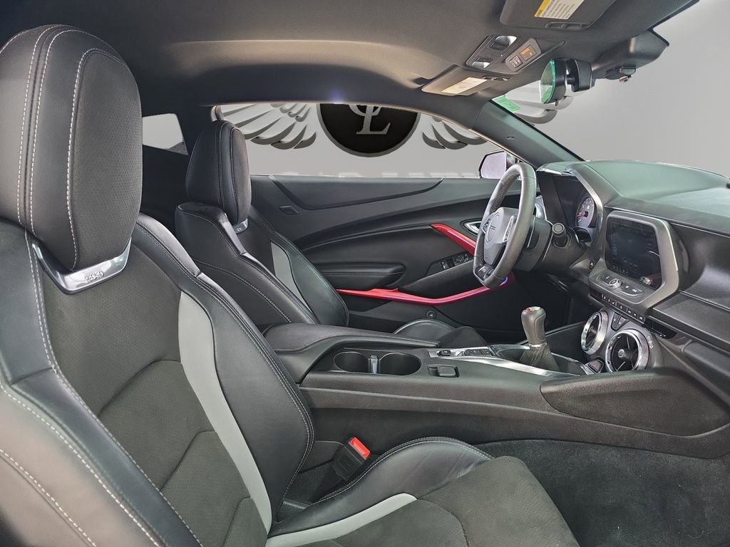 Used 2019 Chevrolet Camaro SS image 15