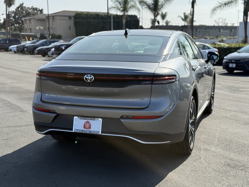 New 2026 Toyota Crown XLE image 11