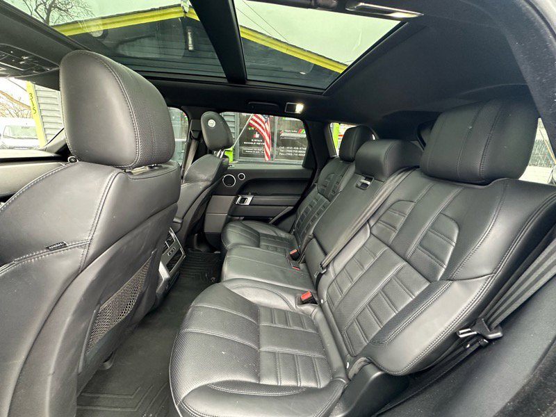 Used 2017 Land Rover Range Rover Sport HSE Dynamic image 13