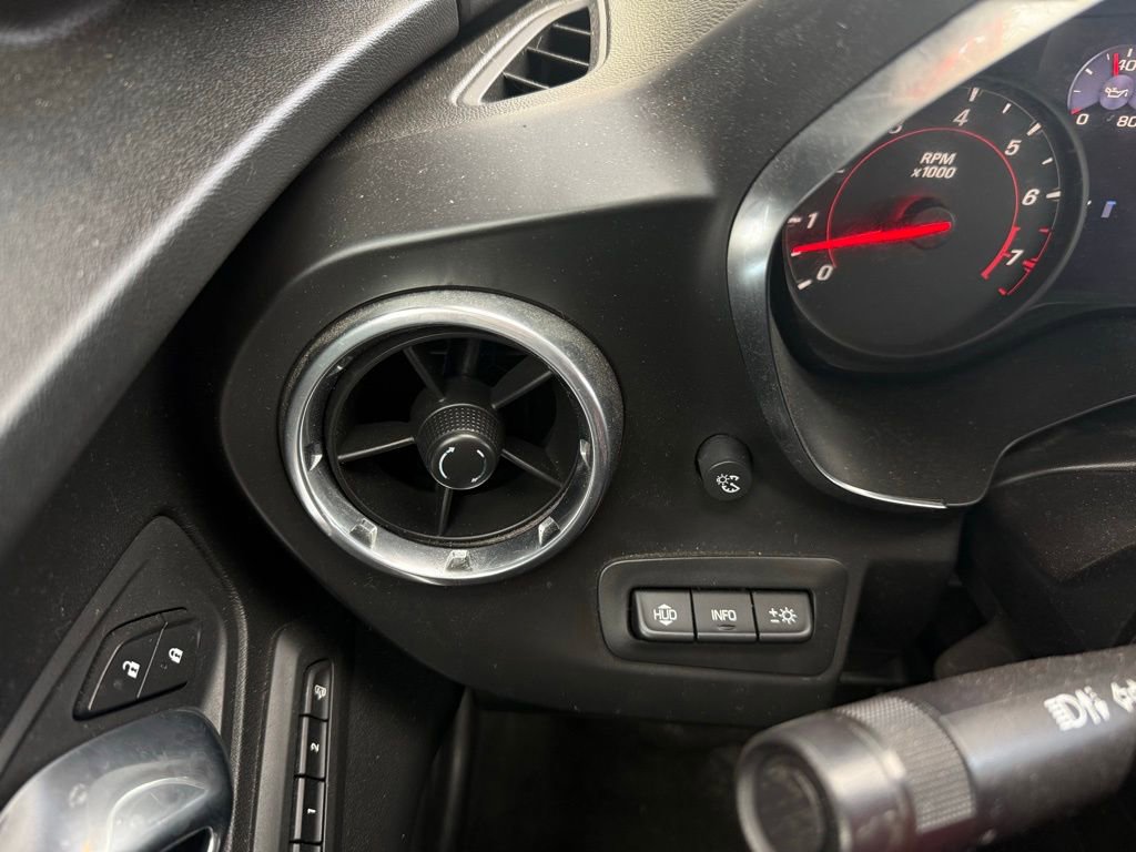 Used 2019 Chevrolet Camaro SS image 17