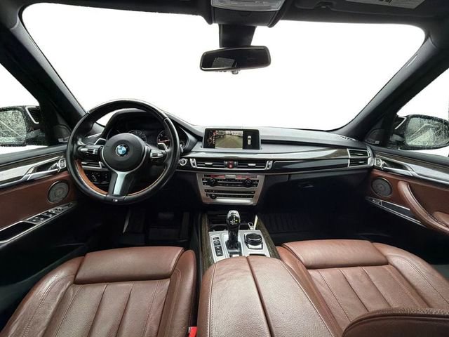 Used 2016 BMW X5 xDrive35d image 12