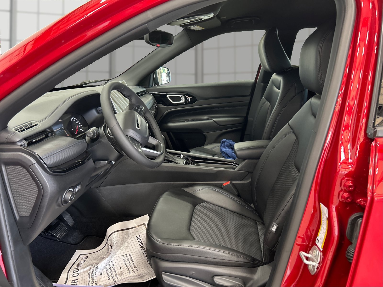 New 2026 Jeep Compass Latitude AWD/4WD image 9