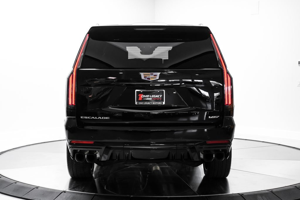 Used 2026 Cadillac Escalade V AWD/4WD image 13